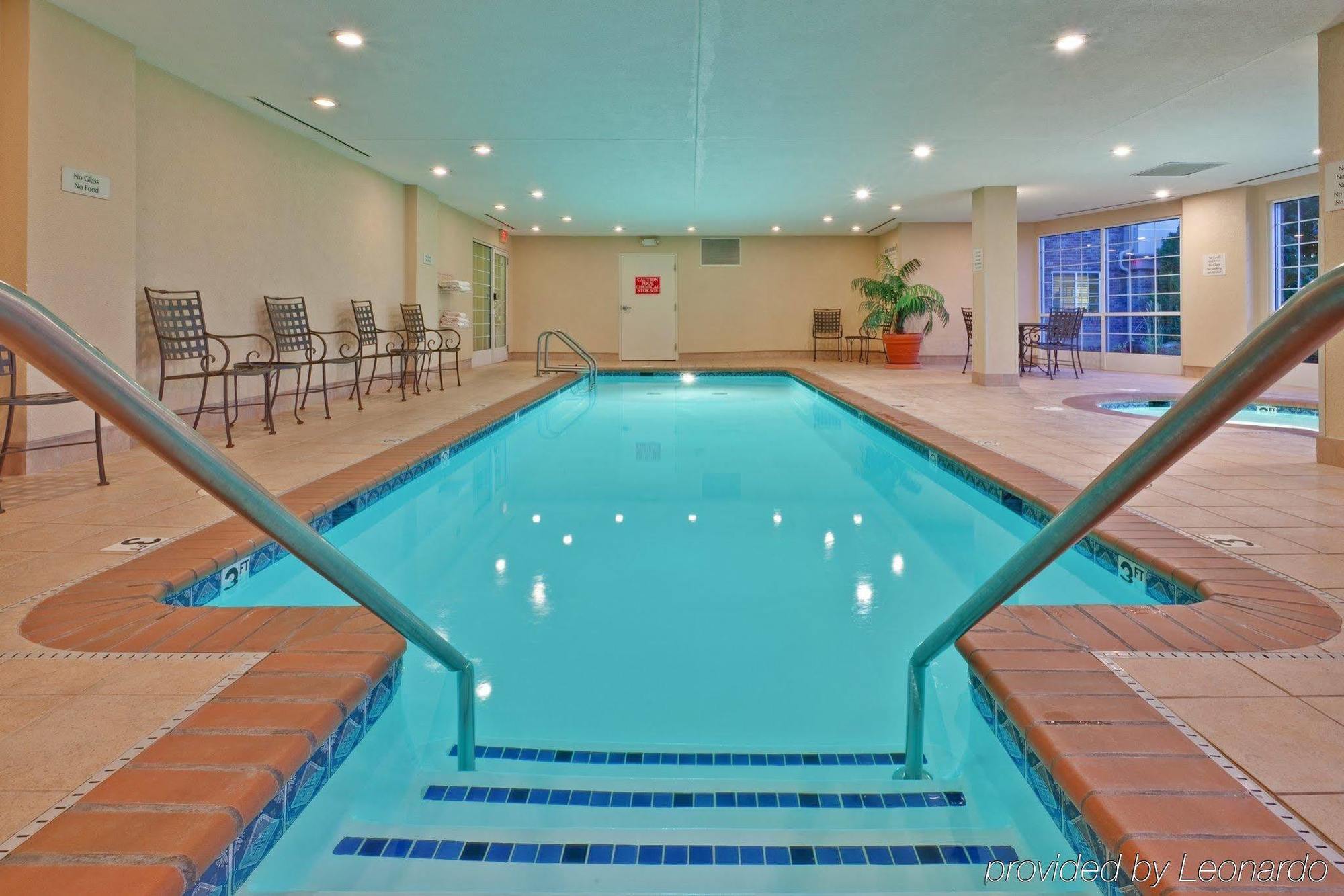 Candlewood Suites Indianapolis Northeast By Ihg Exteriör bild
